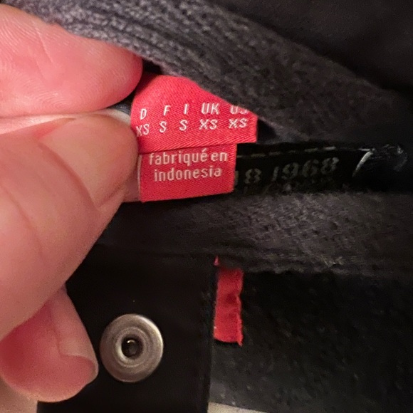 Black Military Field Jacket with Utility Style and Relaxed Fit - Picture 4 of 6